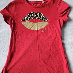 GUESS Leopard Lips Graphic Tee Women’s Small Red Logo Shirt